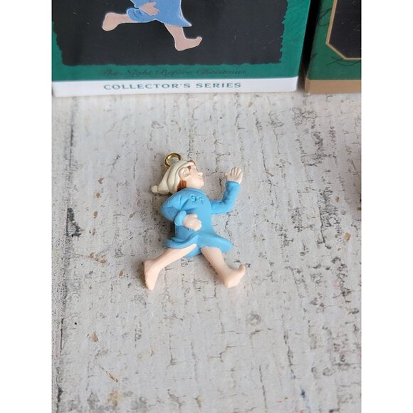 Hallmark Victorian skater sleigh night before Xmas ornament set - Picture 2 of 5